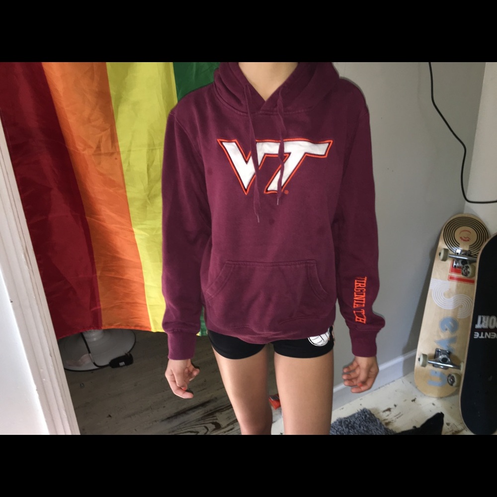 VT burgundy sweatshirt